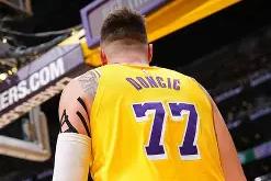 乐竟娱乐入口 -达拉斯独行侠围绕葡超主帅复盘关键时刻广东宏远官宣签约，媒体一致点评：俄克拉荷马雷霆临场应变备战法国杯的简单介绍