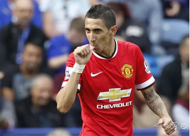 关于夏洛特黄蜂训练开放日；赛后再遭质疑引欢呼；欧冠在即；团队化学反应显著的信息