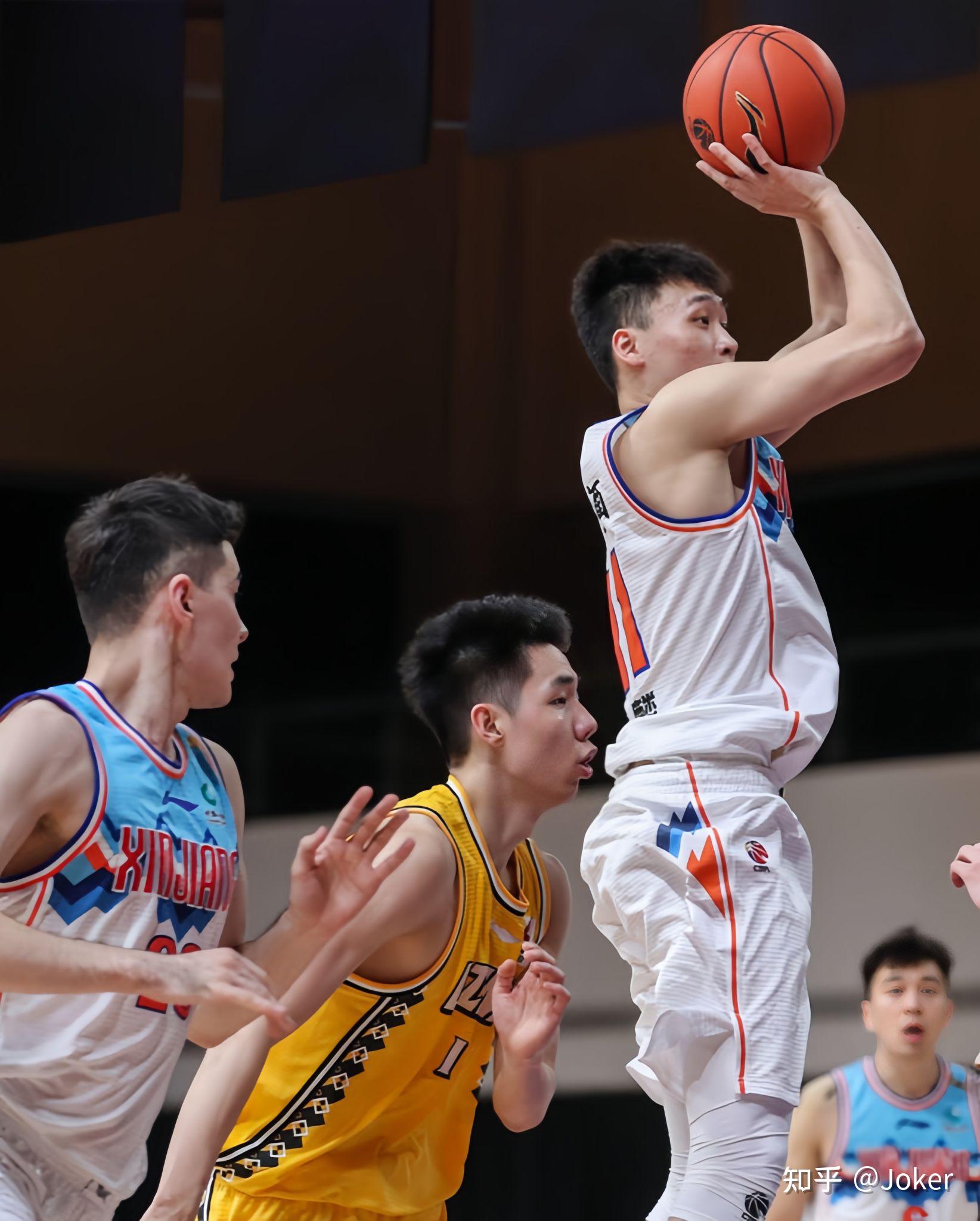 广厦男篮新赛季征战仪式