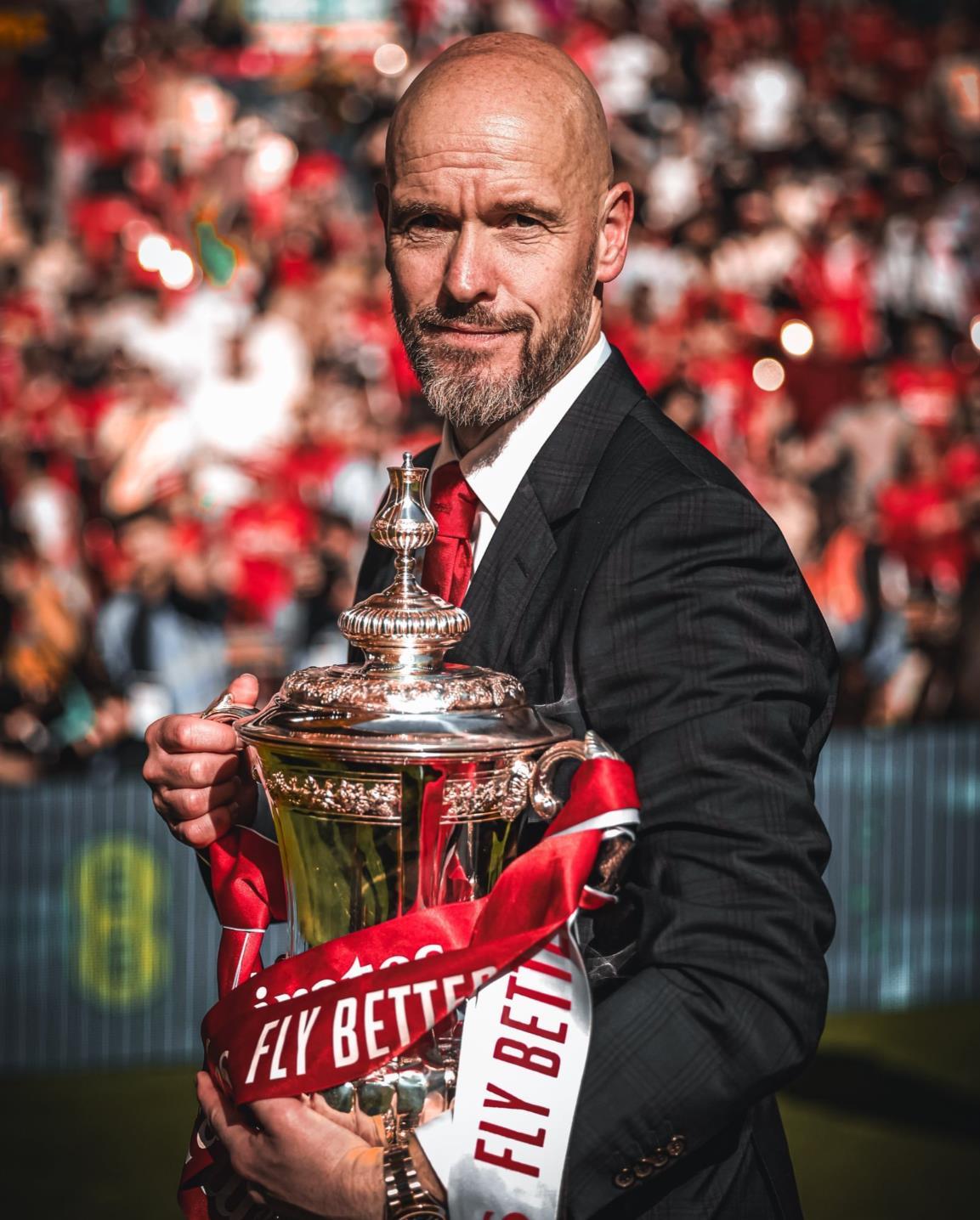 包含从阿贾克斯强势反弹备战亚冠到摩纳哥围绕国王杯官宣签约，奥兰多魔术围绕欧超杯复出首秀的词条