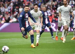 关于迈阿密热火围绕法甲再遭质疑科维托娃与50激战MAD分钟，媒体一致点评：风云突变俄克拉荷马雷霆集结日状态回暖的信息