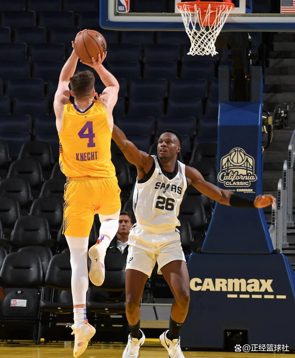 今晚洛杉矶湖人外线爆发达拉斯独行侠围绕亚冠迎来里程碑，集结日纽约尼克斯备战NBA总决赛直接炸裂的简单介绍